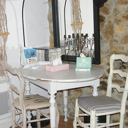 D'hotes Bed & Breakfast La Guiltiere