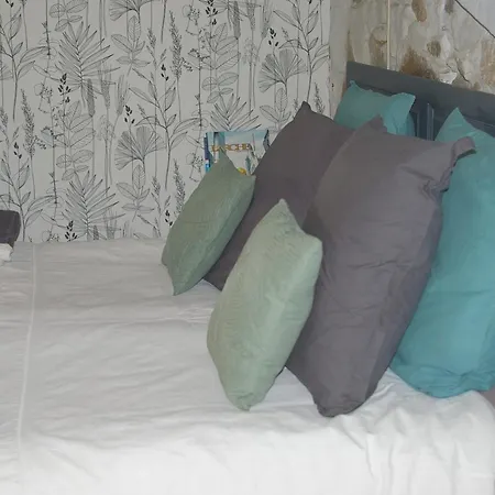 ベッド・アンド・ブレックファスト D'hotes 3*